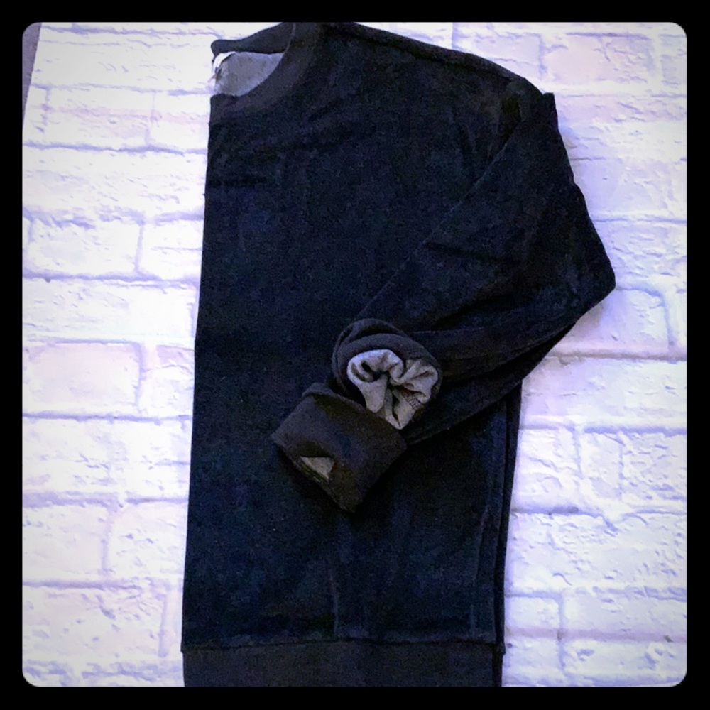 American Eagle grey velour sweatshirt